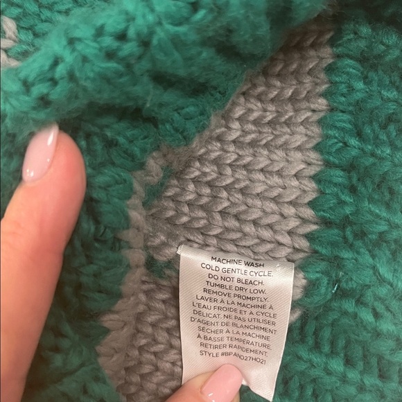 Brass Plum Green Double Knit Beanie with Reindeer Design unisex and any age - Picture 6 of 7